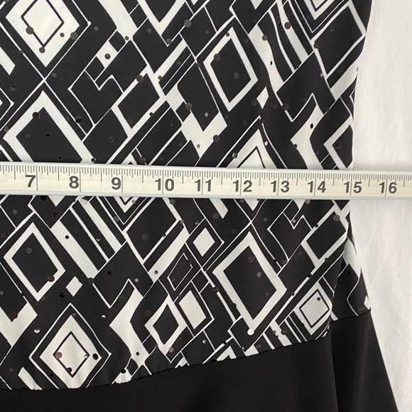 Gitane Sleeveless Mini Dress Black and White Geometric Fit and Flare - Picture 6 of 8